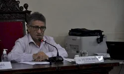 Articulação de Lins fracassa e partido sangra