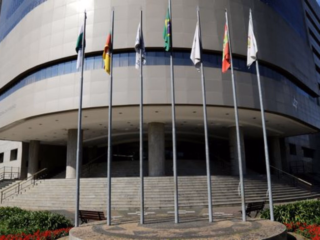 TRF4 uniformiza jurisprudência sobre prova testemunha