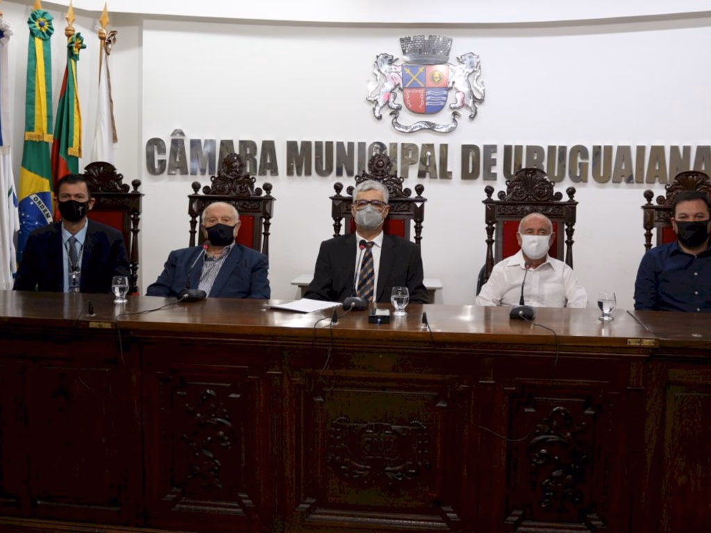 Eloy Trojan e Nelson Pereira participam de evento online da Câmara