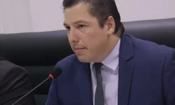 Zanin recebe parecer favorável na CCJ
