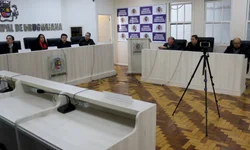 Eduardo Leite anuncia pré-candidatura ao governo do RS