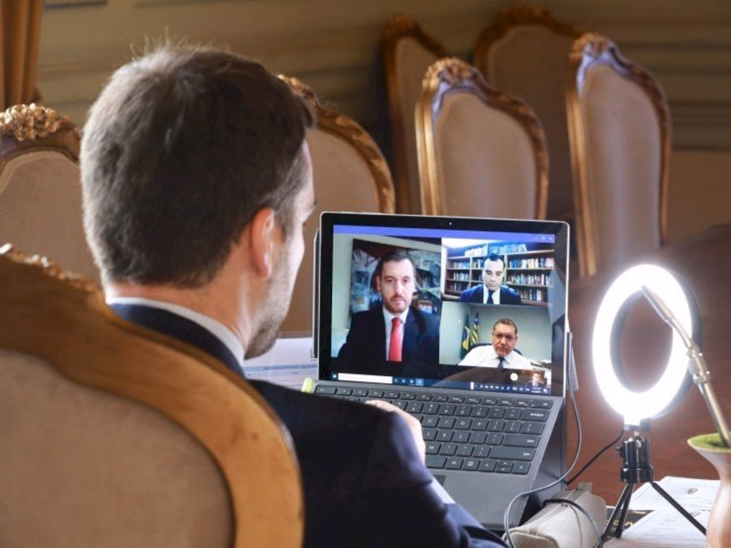 Leite reforça pedido para retorno das aulas reunião com ministro do STF