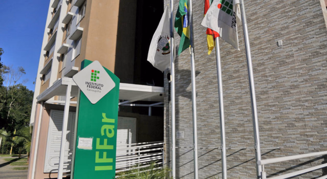 IFFar muda regras de matrícula para garantir turmas de graduação e técnicos