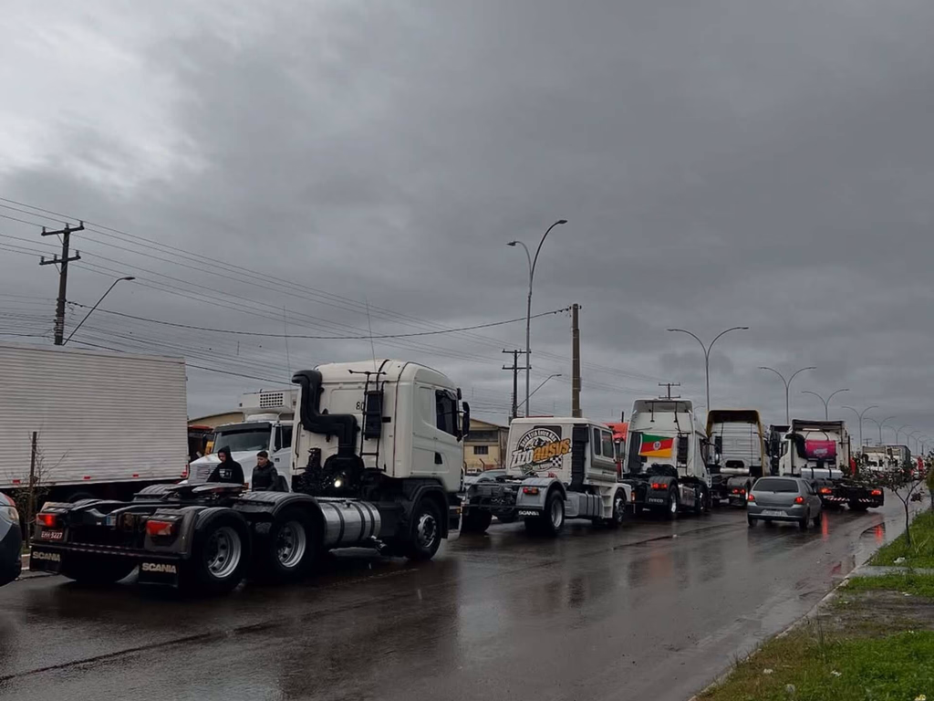 Festa anual dos caminhoneiros celebra a categoria