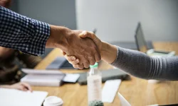 Médica é condenada por violência psicológica contra paciente grávida