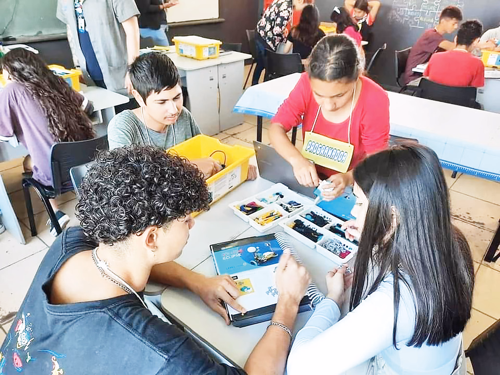 Robótica nas escolas municipais atende a mais de 1,6 mil alunos