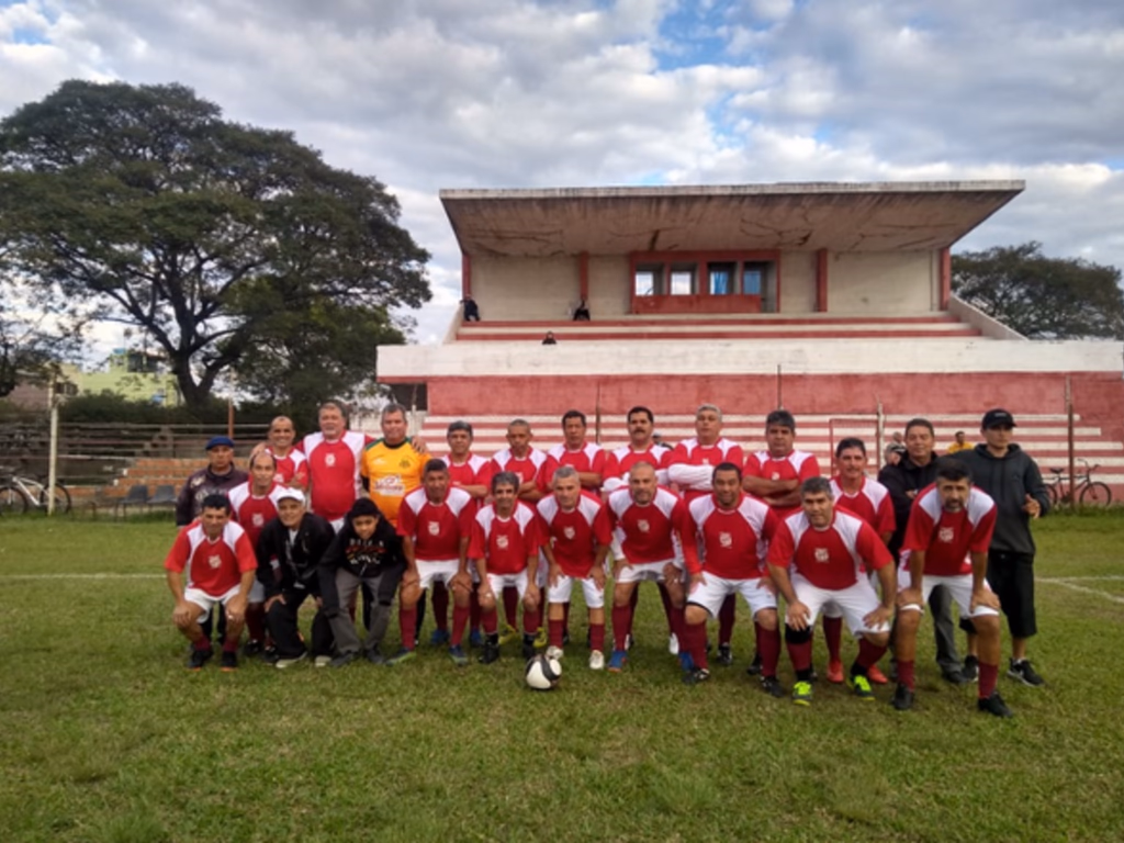 Ferro Carril e Boa Vista largam na frente
