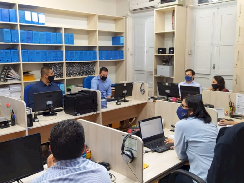 Comissão de revisão das Leis se reúne com Giuseppe Riesgo