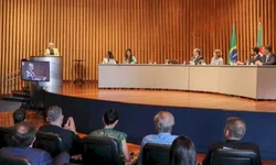 Expediente bancário tem alterações neste final de ano