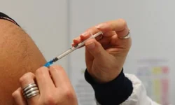 Vacinas contra HPV estão disponíveis no município