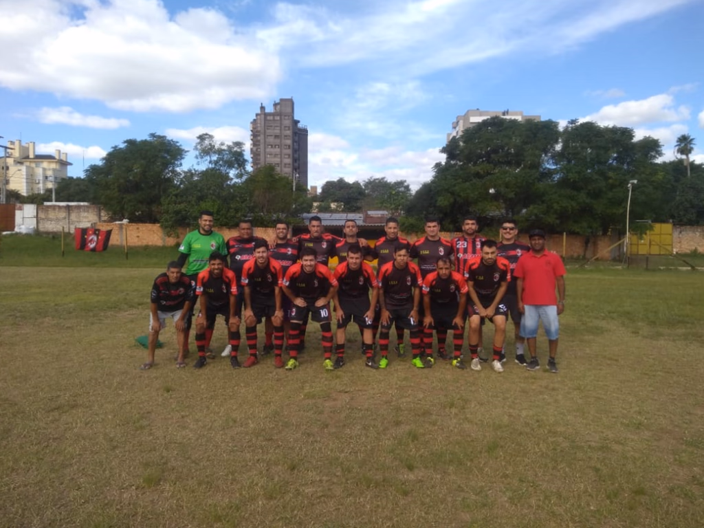 Milan vence e mantém liderança da Liga da Primavera