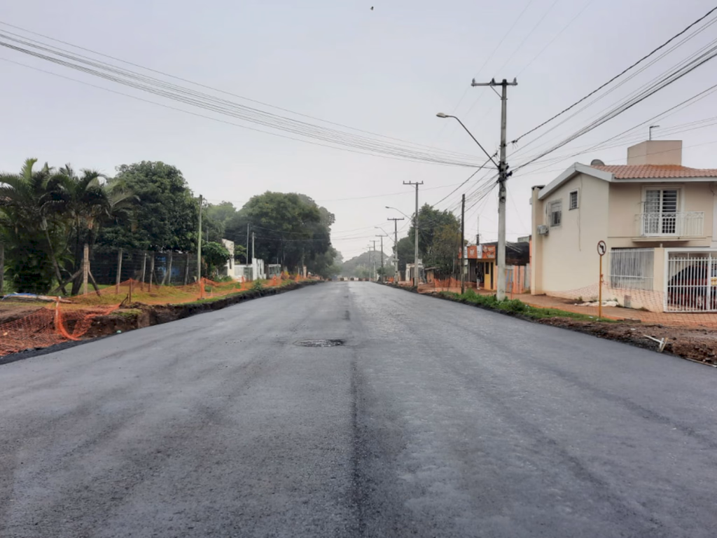 Finalizado asfaltamento de trecho da Presidente Vargas