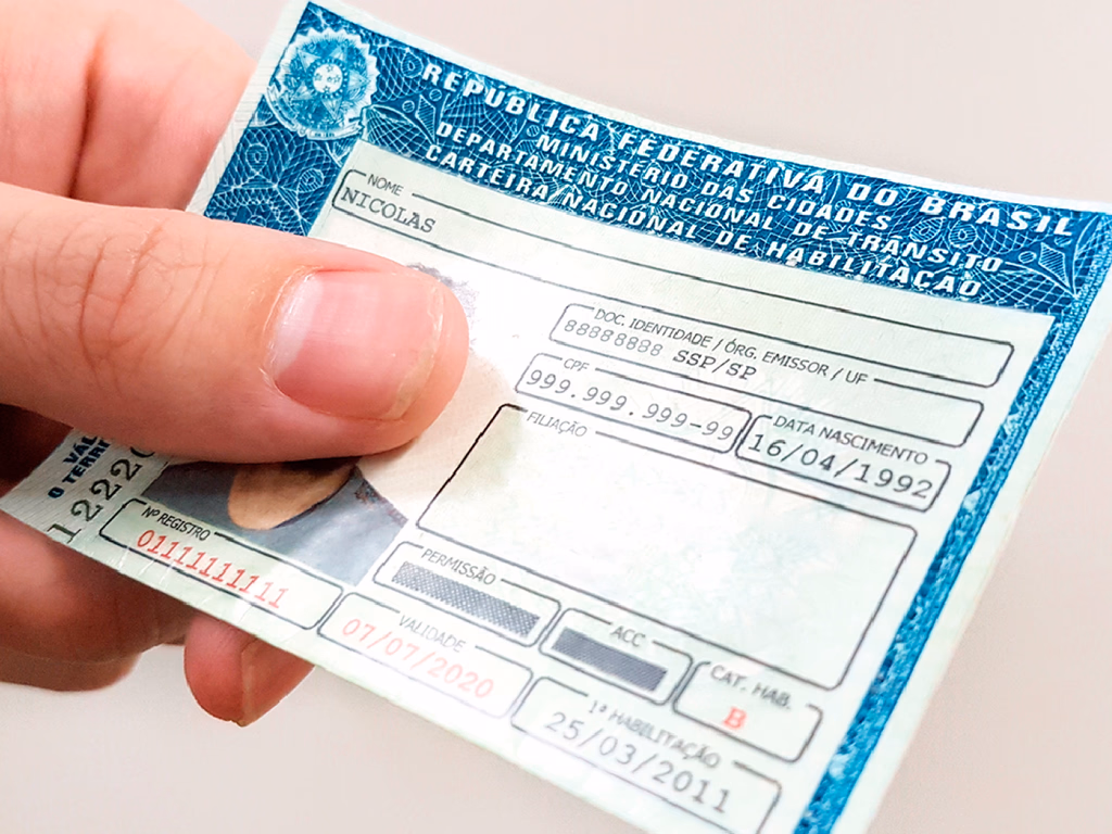 Atingidos pelas enchentes podem solicitar segunda via gratuita