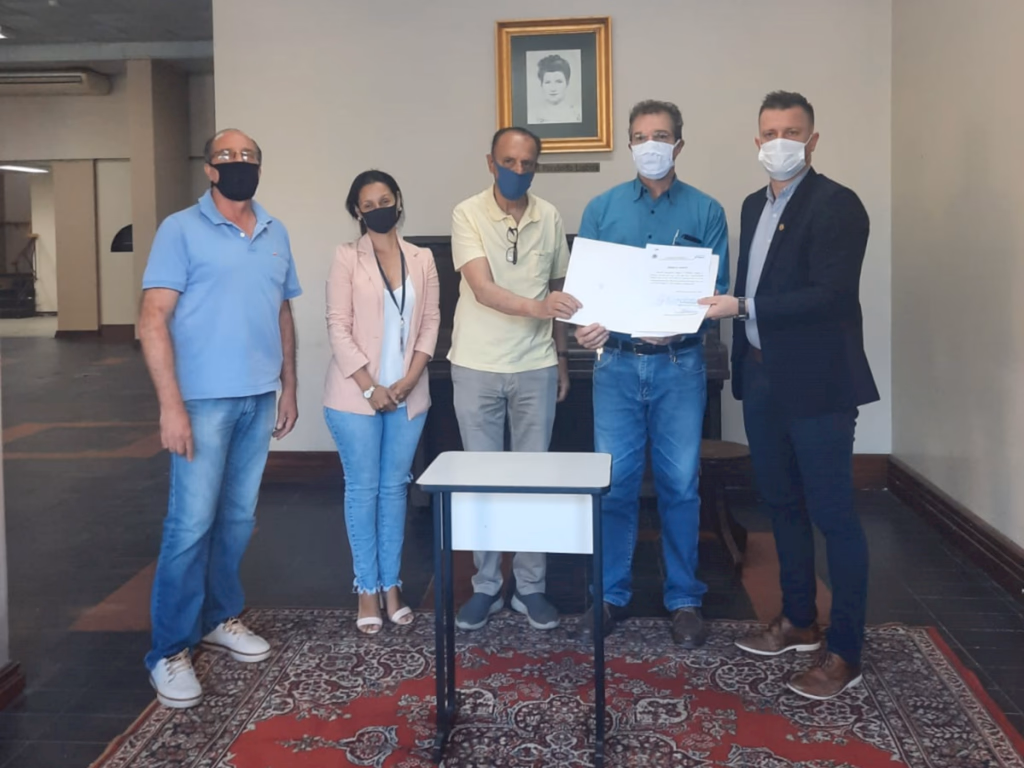 Ronnie Mello acompanha prefeitos do país em mobilização em Brasília