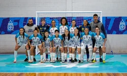 Projeto de hidroginástica atende mais de 100 pessoas