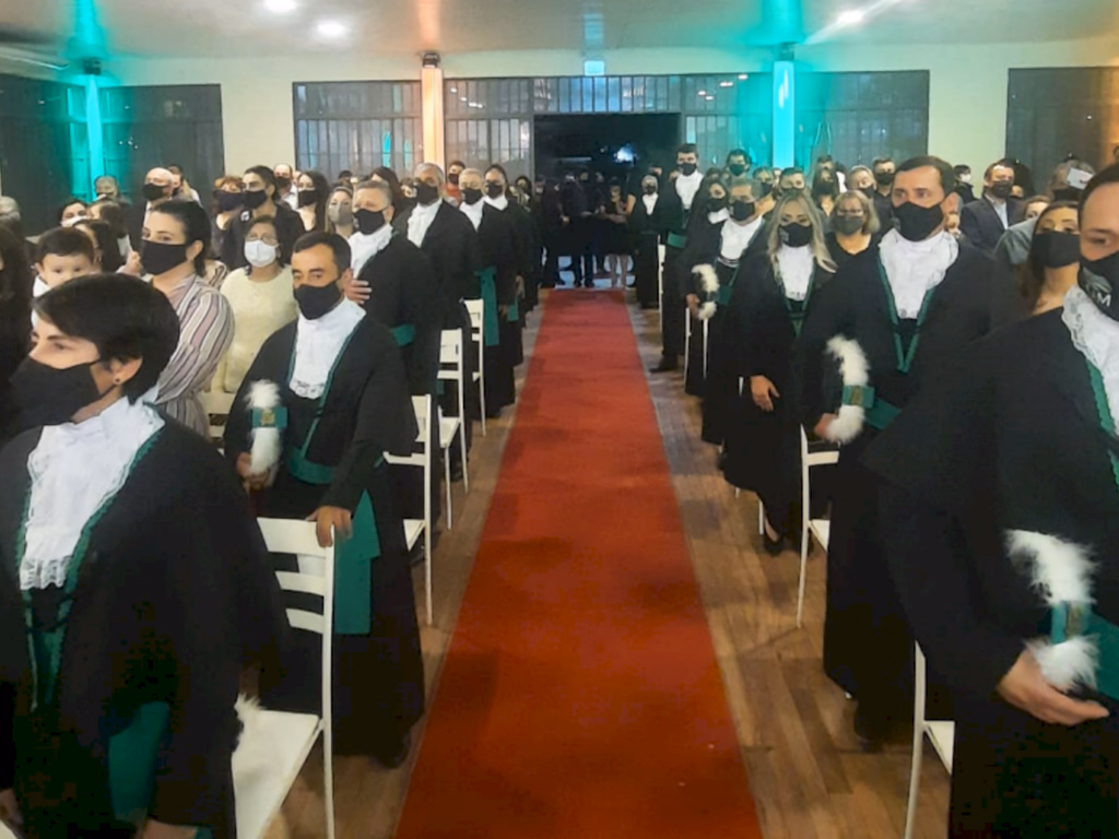 Colégio Agrícola realiza formatura da sétima turma