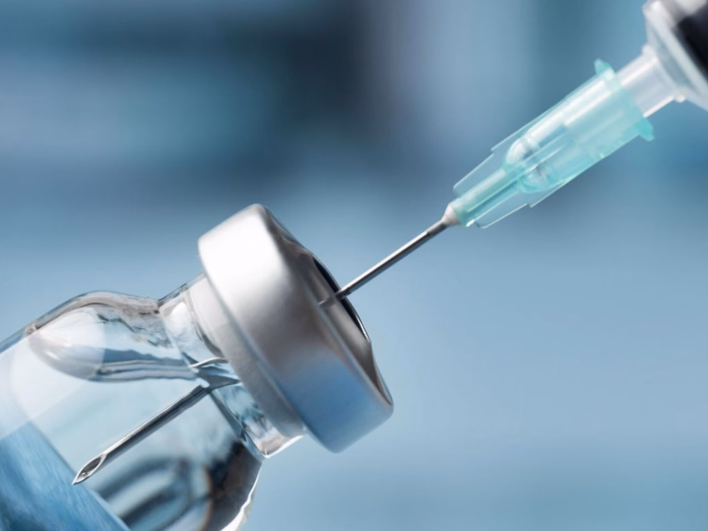 Vacina ACWY contra meningite começa a ser ofertada