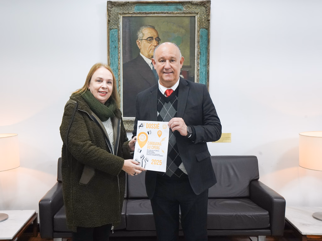 CPERS apresenta dossiê ao presidente da Assembleia