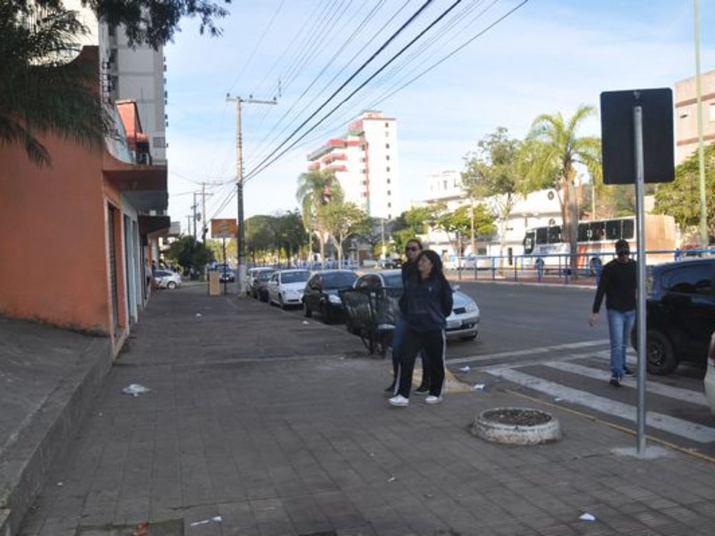 DPCA prende conhecida cafetina de menores
