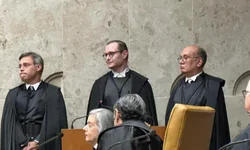 Proposta do Hospital Federal  é entregue ao ministro Pimenta