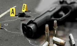 Incêndio atinge caminhões na Santos Dumont