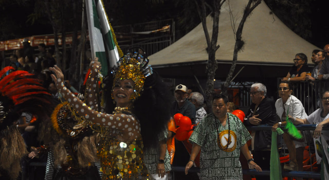 Os Tambores dos Rouxinóis conquistam o terceiro lugar
