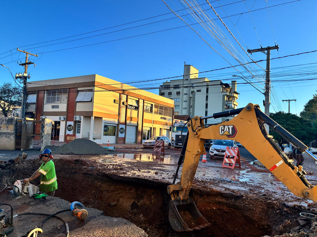 Manutenção emergencial provoca falta de água em vários bairros