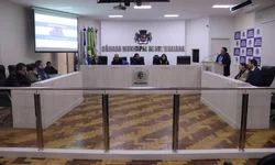 PL propõe prisão de até 40 anos para quem ‘atentar’ contra ministros ou presidente