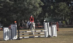 Temporada Hípica Brigada Charrua movimenta o CMU