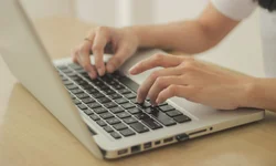 Cientistas testam vacinas contra a gripe aviária