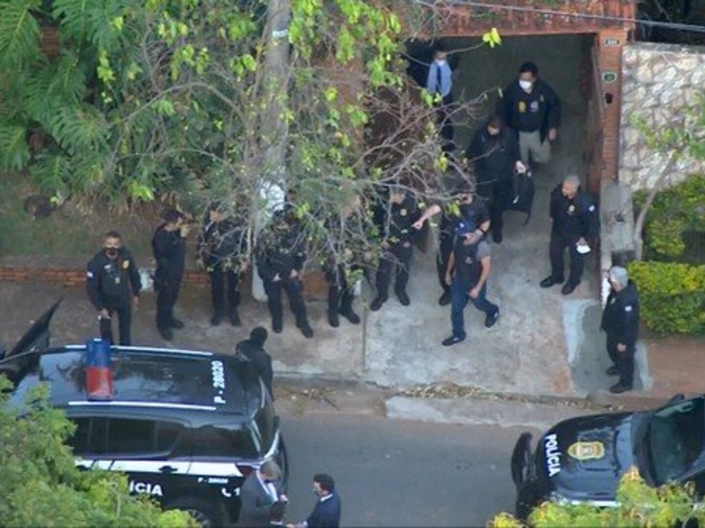 Policia prende Fabrício Queiroz