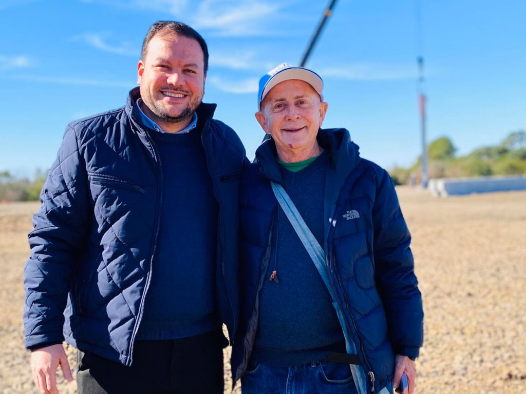 Prefeito visita obra da megaloja Havan em Uruguaiana