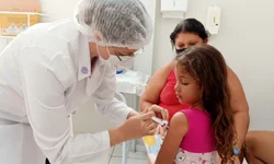 Companhia Clandestino leva Dom Quixote ao Teatro Oficina em Porto Alegre