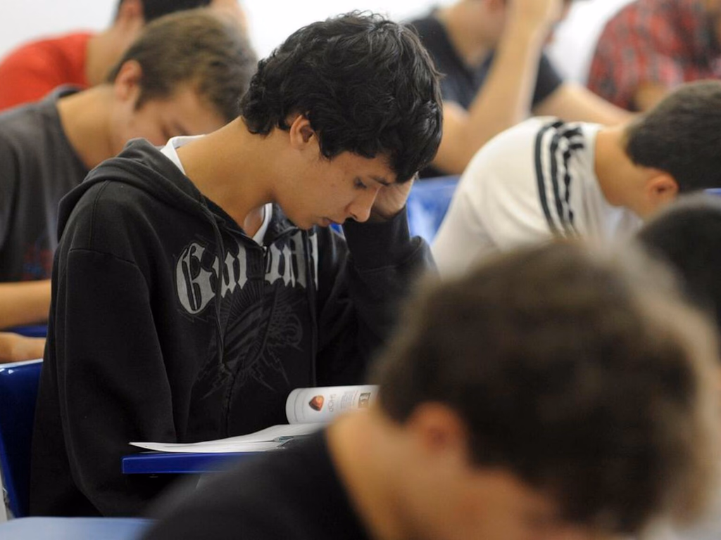 Prazo da lista de espera do Fies termina nesta sexta