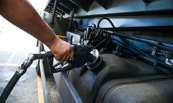 Petrobras anuncia redução de R$ 0,40 no preço do diesel