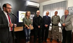 Colisão entre carro e ônibus pode ter sido intencional