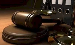 Fux afirma que atitudes de Bolsonaro são ‘atentado à democracia’