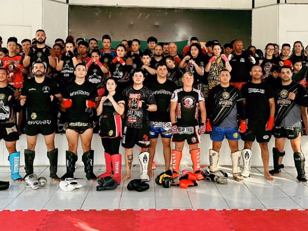 Secretaria de Esporte realiza Muay Thai solidário