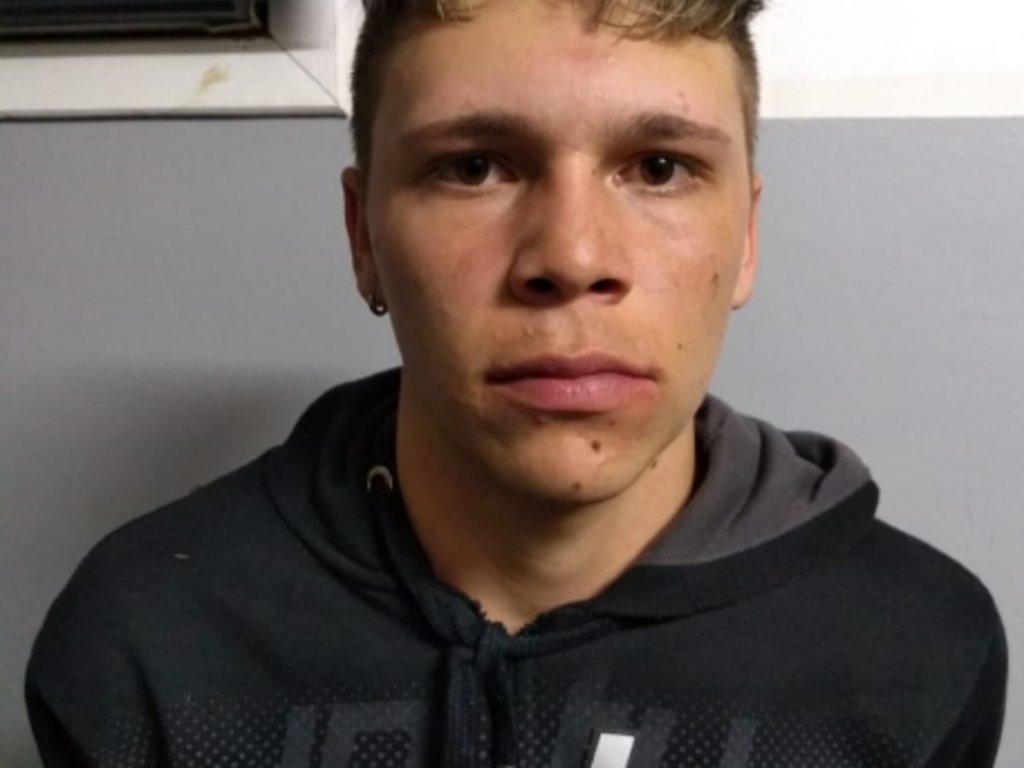 Dupla presa depois de tentativa de assalto