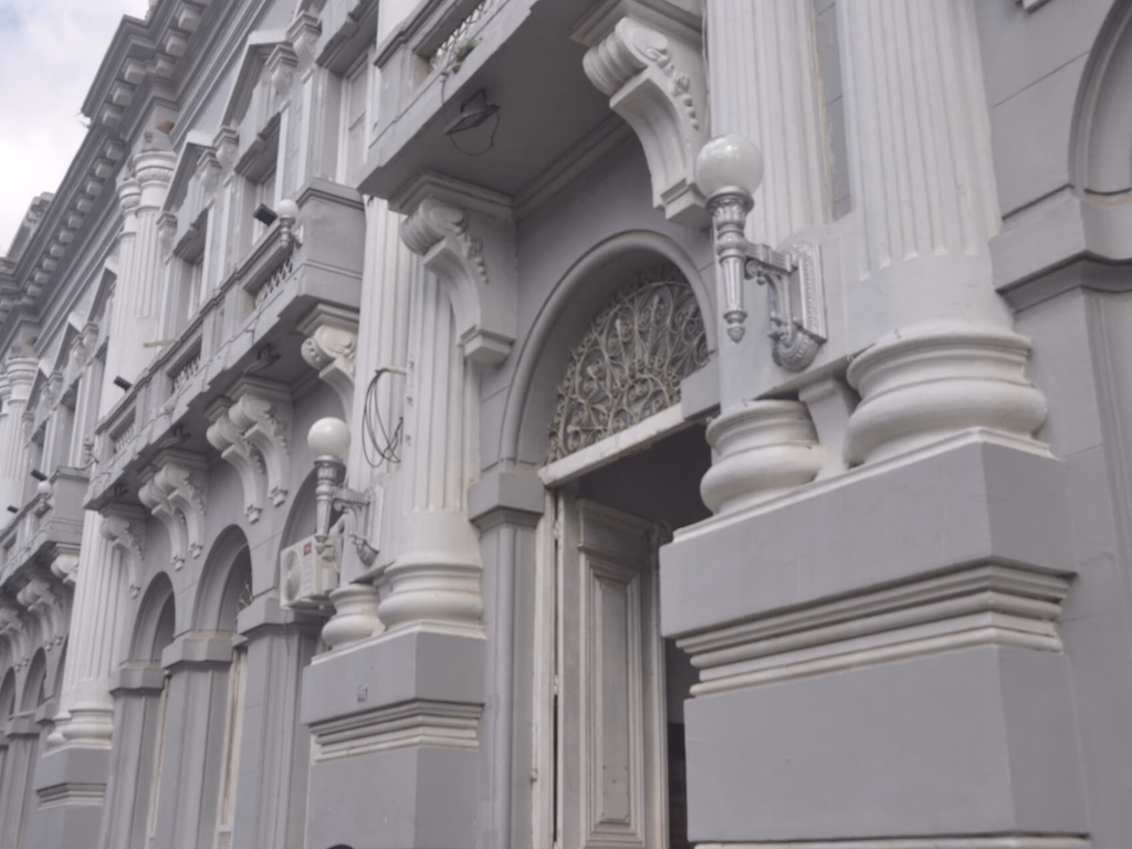 Aprovada alteração na estrutura administrativa do município