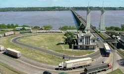 Dois menores são apreendidos na fronteira