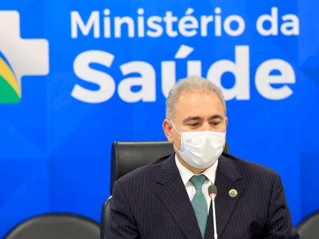 Queiroga decreta fim de emergência por covid-19