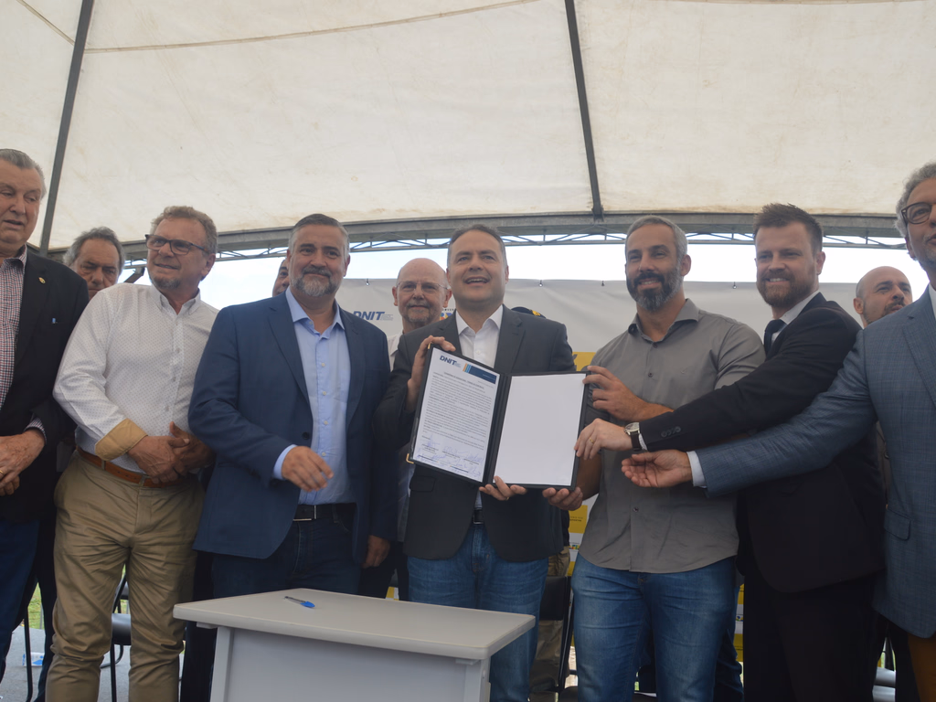 Assinado contrato para construção da nova ponte sobre o Rio Ibicuí