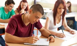 Prazo para pedir reaplicação do Encceja vai até sexta-feira