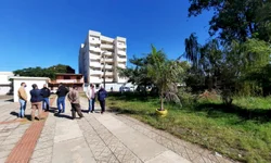 Prefeito estuda antecipação da vacina para trabalhadores da Educação