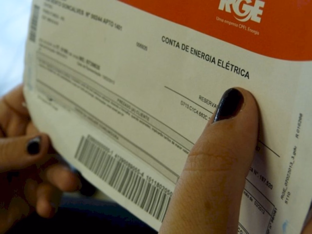 Conta de luz fica 8,4% mais cara