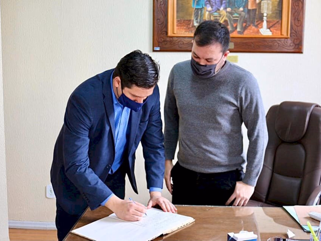 Carlos Delgado retorna ao Parlamento