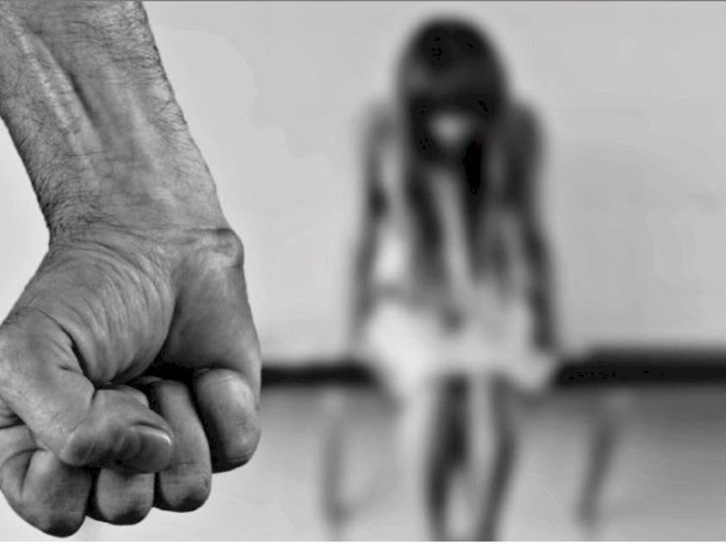 Homem preso após estuprar adolescente