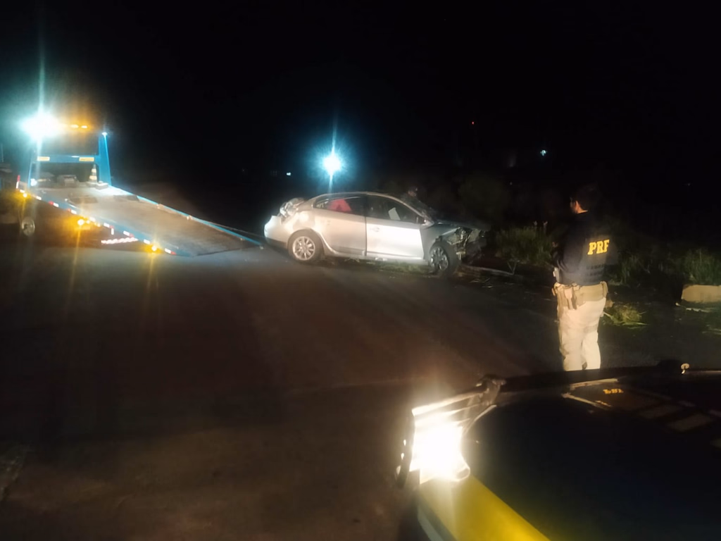 Argentinos ficam feridos em acidente na BR-290