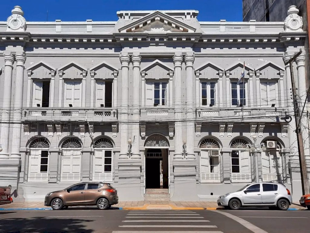 Câmara aprova reajuste de salários e de vale alimentação